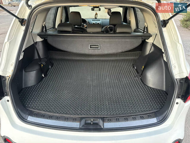 Белый Ниссан Кашкай 2, объемом двигателя 1.46 л и пробегом 213 тыс. км за 10600 $, фото 15 на Automoto.ua