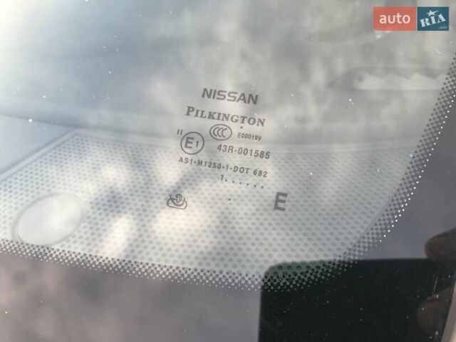 Белый Ниссан Кашкай 2, объемом двигателя 2 л и пробегом 184 тыс. км за 12600 $, фото 65 на Automoto.ua