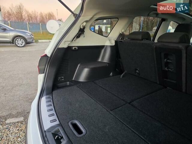 Белый Ниссан Кашкай 2, объемом двигателя 1.5 л и пробегом 227 тыс. км за 10400 $, фото 46 на Automoto.ua