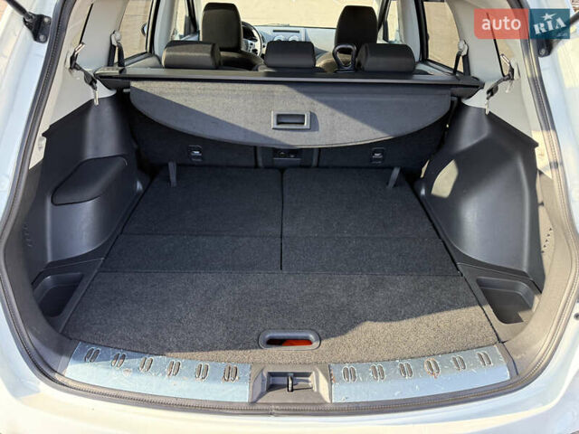 Білий Ніссан Кашкай 2, об'ємом двигуна 2 л та пробігом 204 тис. км за 11300 $, фото 18 на Automoto.ua