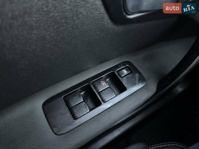 Белый Ниссан Кашкай 2, объемом двигателя 1.46 л и пробегом 213 тыс. км за 10600 $, фото 21 на Automoto.ua