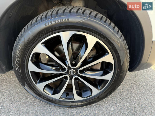 Білий Ніссан Кашкай 2, об'ємом двигуна 2 л та пробігом 204 тис. км за 11300 $, фото 8 на Automoto.ua