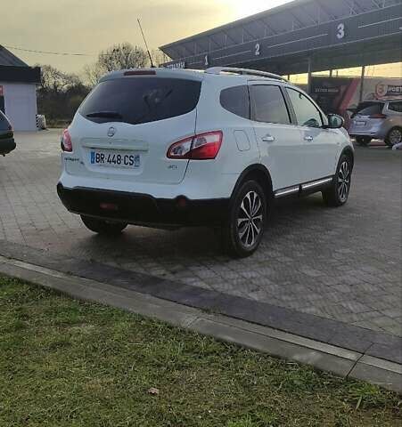 Белый Ниссан Кашкай 2, объемом двигателя 2 л и пробегом 268 тыс. км за 9950 $, фото 6 на Automoto.ua