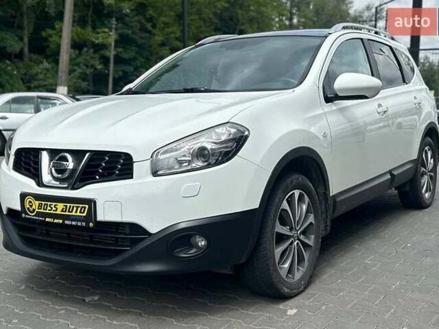 Білий Ніссан Кашкай 2, об'ємом двигуна 1.6 л та пробігом 195 тис. км за 11000 $, фото 2 на Automoto.ua