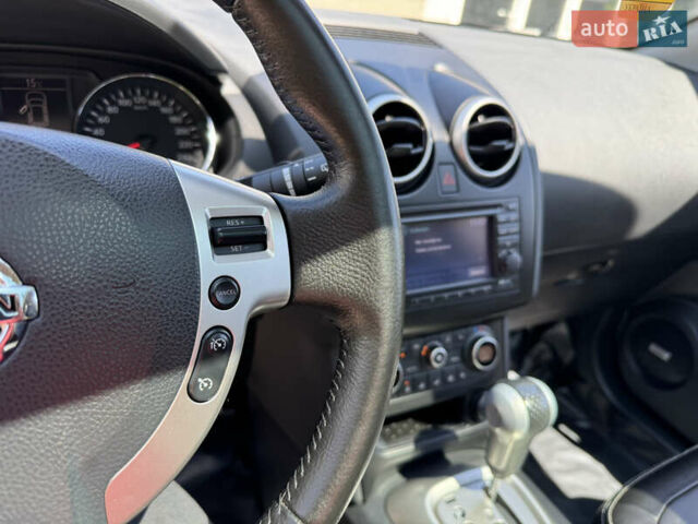 Білий Ніссан Кашкай 2, об'ємом двигуна 2 л та пробігом 220 тис. км за 14500 $, фото 72 на Automoto.ua