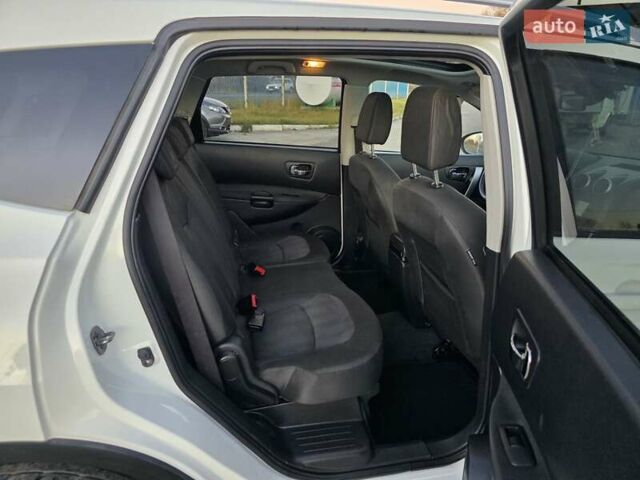 Белый Ниссан Кашкай 2, объемом двигателя 1.5 л и пробегом 227 тыс. км за 10400 $, фото 39 на Automoto.ua