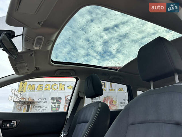 Білий Ніссан Кашкай 2, об'ємом двигуна 1.5 л та пробігом 240 тис. км за 10800 $, фото 20 на Automoto.ua