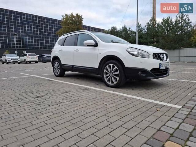 Белый Ниссан Кашкай 2, объемом двигателя 2 л и пробегом 217 тыс. км за 12900 $, фото 5 на Automoto.ua