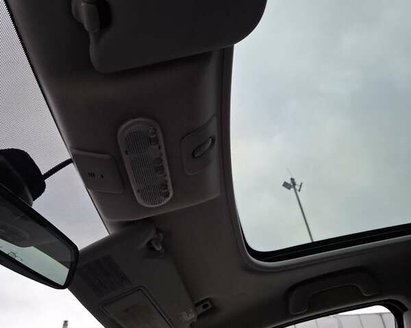 Белый Ниссан Кашкай 2, объемом двигателя 2 л и пробегом 217 тыс. км за 12900 $, фото 17 на Automoto.ua