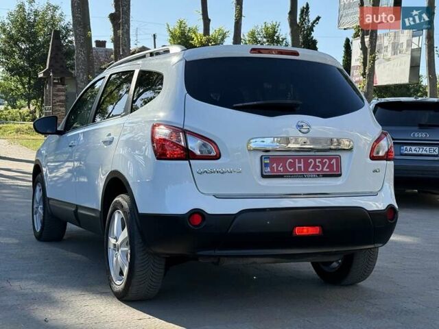 Белый Ниссан Кашкай 2, объемом двигателя 2 л и пробегом 214 тыс. км за 12750 $, фото 15 на Automoto.ua