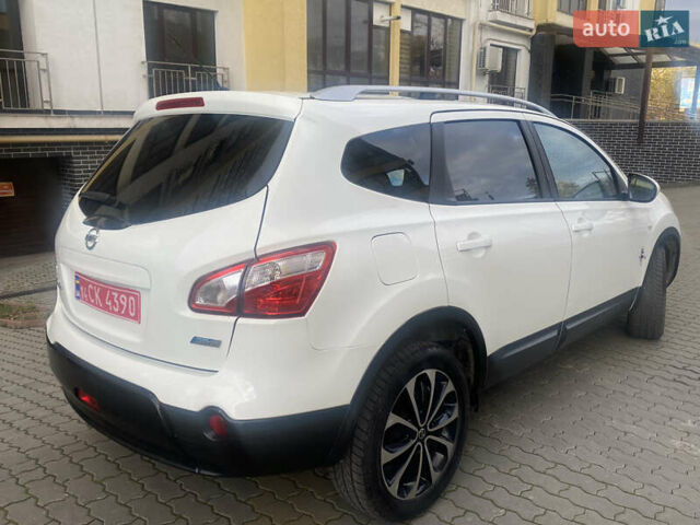Белый Ниссан Кашкай 2, объемом двигателя 1.6 л и пробегом 198 тыс. км за 10999 $, фото 9 на Automoto.ua