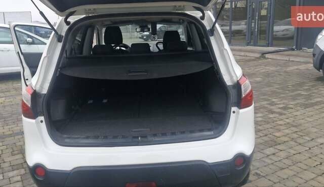 Білий Ніссан Кашкай 2, об'ємом двигуна 1.5 л та пробігом 271 тис. км за 10799 $, фото 13 на Automoto.ua