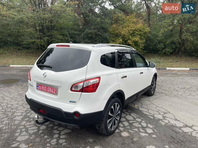 Білий Ніссан Кашкай 2, об'ємом двигуна 1.6 л та пробігом 212 тис. км за 11300 $, фото 20 на Automoto.ua