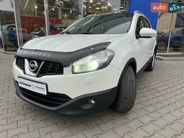 Белый Ниссан Кашкай 2, объемом двигателя 2 л и пробегом 139 тыс. км за 11200 $, фото 1 на Automoto.ua