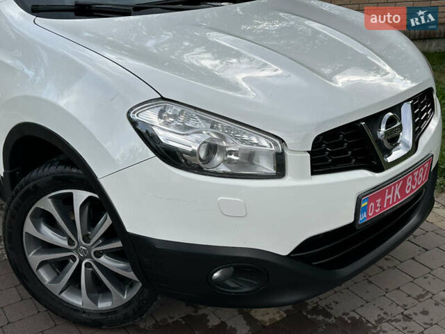 Білий Ніссан Кашкай 2, об'ємом двигуна 1.5 л та пробігом 238 тис. км за 10900 $, фото 67 на Automoto.ua