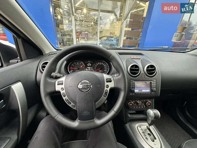 Белый Ниссан Кашкай 2, объемом двигателя 2 л и пробегом 139 тыс. км за 11200 $, фото 34 на Automoto.ua