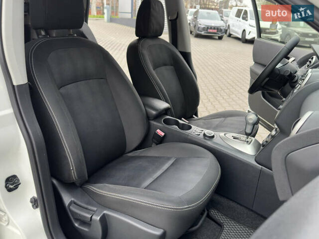 Белый Ниссан Кашкай 2, объемом двигателя 2 л и пробегом 139 тыс. км за 11200 $, фото 28 на Automoto.ua