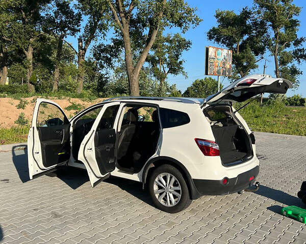 Білий Ніссан Кашкай 2, об'ємом двигуна 1.5 л та пробігом 217 тис. км за 11499 $, фото 7 на Automoto.ua