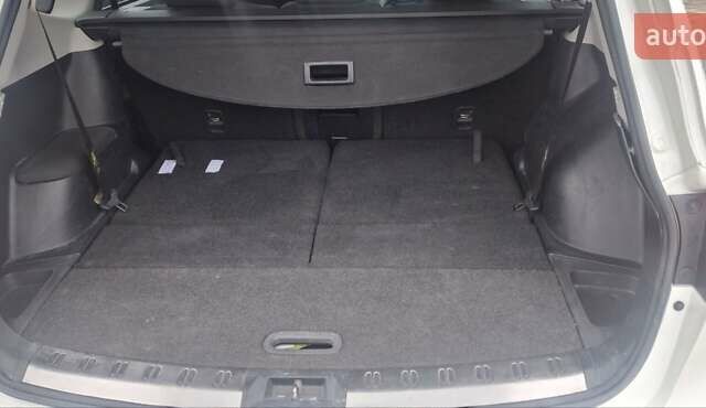 Білий Ніссан Кашкай 2, об'ємом двигуна 1.5 л та пробігом 271 тис. км за 10799 $, фото 14 на Automoto.ua