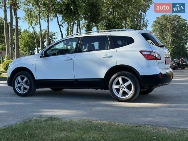 Білий Ніссан Кашкай 2, об'ємом двигуна 2 л та пробігом 215 тис. км за 12500 $, фото 13 на Automoto.ua