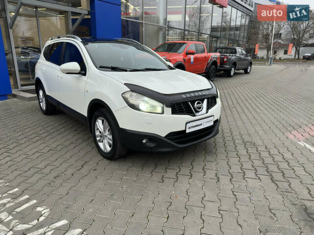 Белый Ниссан Кашкай 2, объемом двигателя 2 л и пробегом 139 тыс. км за 11200 $, фото 6 на Automoto.ua