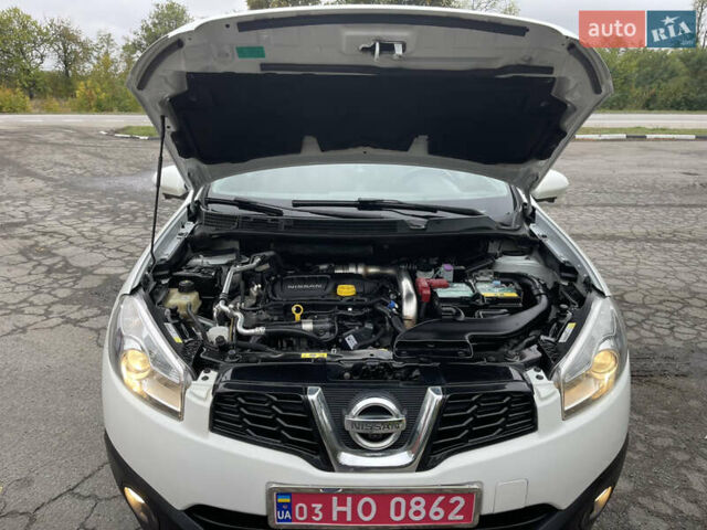 Білий Ніссан Кашкай 2, об'ємом двигуна 1.6 л та пробігом 212 тис. км за 11300 $, фото 29 на Automoto.ua