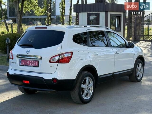 Белый Ниссан Кашкай 2, объемом двигателя 2 л и пробегом 214 тыс. км за 12750 $, фото 18 на Automoto.ua