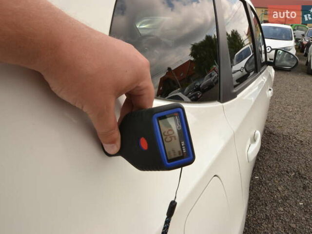 Ниссан Кашкай 2 2012 в Луцке на Automoto.ua Белый Ниссан Кашкай 2, объемом двигателя 1.6 л и пробегом 217 тыс. км за 11250 $, фото 41 на Automoto.ua