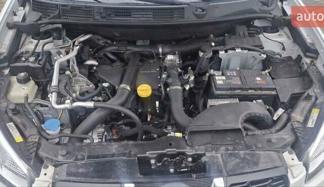 Білий Ніссан Кашкай 2, об'ємом двигуна 1.5 л та пробігом 271 тис. км за 10799 $, фото 18 на Automoto.ua