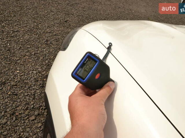 Ниссан Кашкай 2 2012 в Луцке на Automoto.ua Белый Ниссан Кашкай 2, объемом двигателя 1.6 л и пробегом 217 тыс. км за 11250 $, фото 36 на Automoto.ua