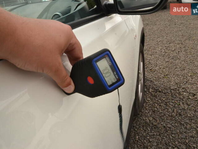 Ниссан Кашкай 2 2012 в Луцке на Automoto.ua Белый Ниссан Кашкай 2, объемом двигателя 1.6 л и пробегом 217 тыс. км за 11250 $, фото 39 на Automoto.ua