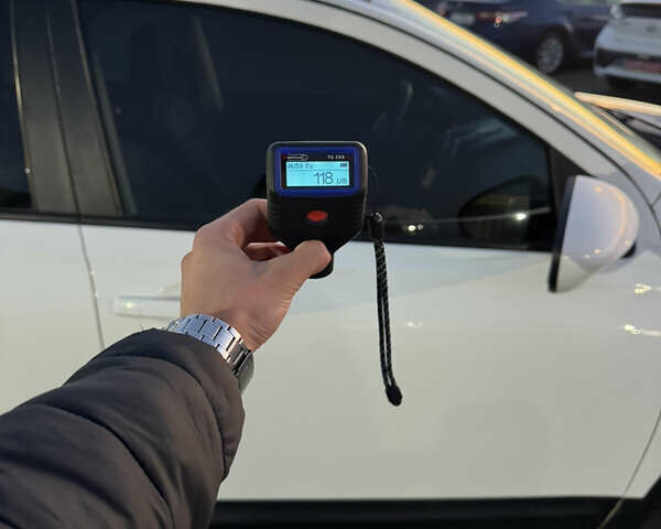 Белый Ниссан Кашкай 2, объемом двигателя 2 л и пробегом 208 тыс. км за 11800 $, фото 29 на Automoto.ua