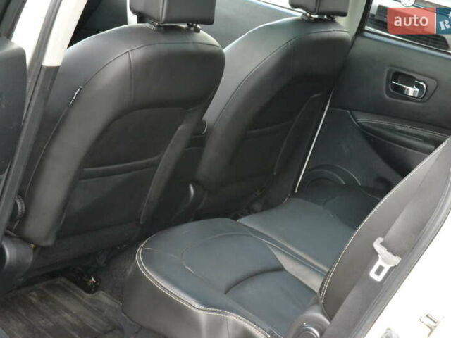 Ниссан Кашкай 2 2012 в Луцке на Automoto.ua Белый Ниссан Кашкай 2, объемом двигателя 1.6 л и пробегом 217 тыс. км за 11250 $, фото 22 на Automoto.ua