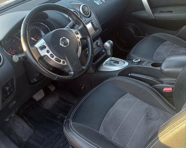 Білий Ніссан Кашкай 2, об'ємом двигуна 2 л та пробігом 190 тис. км за 13003 $, фото 24 на Automoto.ua