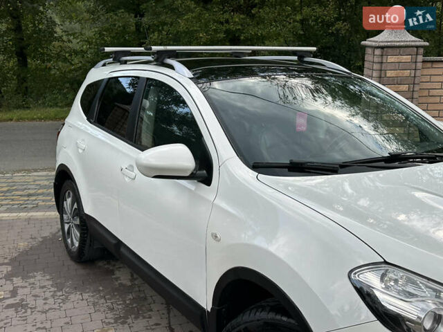 Білий Ніссан Кашкай 2, об'ємом двигуна 1.5 л та пробігом 238 тис. км за 10900 $, фото 68 на Automoto.ua