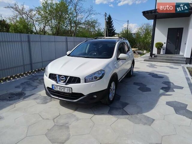 Белый Ниссан Кашкай 2, объемом двигателя 2 л и пробегом 271 тыс. км за 11450 $, фото 26 на Automoto.ua
