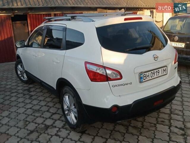Білий Ніссан Кашкай 2, об'ємом двигуна 2 л та пробігом 190 тис. км за 13003 $, фото 11 на Automoto.ua