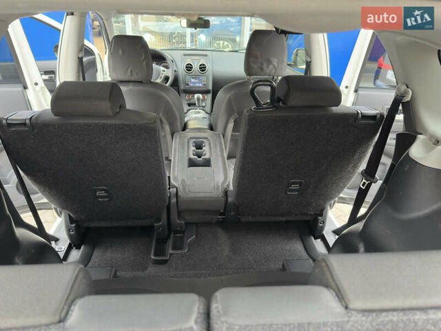 Белый Ниссан Кашкай 2, объемом двигателя 2 л и пробегом 139 тыс. км за 11200 $, фото 26 на Automoto.ua