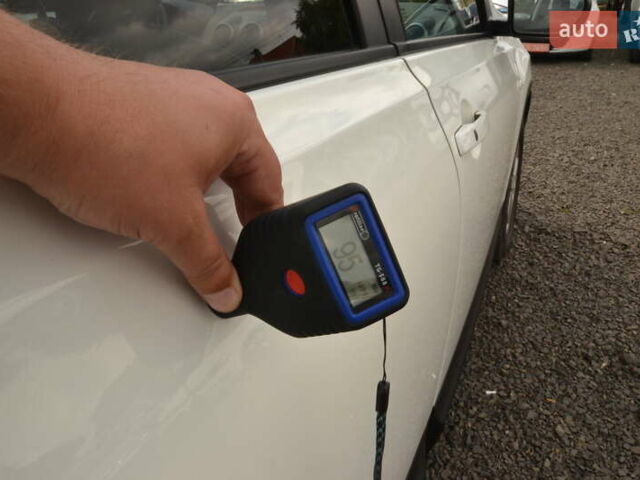 Ниссан Кашкай 2 2012 в Луцке на Automoto.ua Белый Ниссан Кашкай 2, объемом двигателя 1.6 л и пробегом 217 тыс. км за 11250 $, фото 40 на Automoto.ua