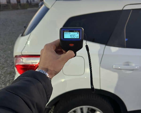 Белый Ниссан Кашкай 2, объемом двигателя 2 л и пробегом 208 тыс. км за 11800 $, фото 27 на Automoto.ua