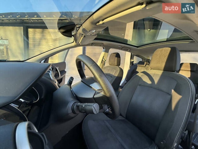 Белый Ниссан Кашкай 2, объемом двигателя 1.46 л и пробегом 204 тыс. км за 9650 $, фото 18 на Automoto.ua