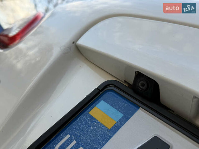 Белый Ниссан Кашкай 2, объемом двигателя 1.5 л и пробегом 203 тыс. км за 9650 $, фото 39 на Automoto.ua