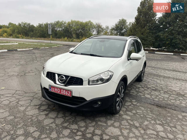 Білий Ніссан Кашкай 2, об'ємом двигуна 1.6 л та пробігом 212 тис. км за 11300 $, фото 2 на Automoto.ua