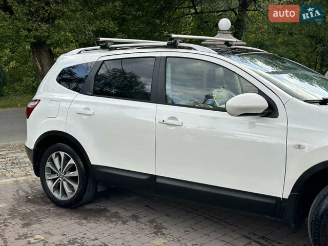 Білий Ніссан Кашкай 2, об'ємом двигуна 1.5 л та пробігом 238 тис. км за 10900 $, фото 22 на Automoto.ua