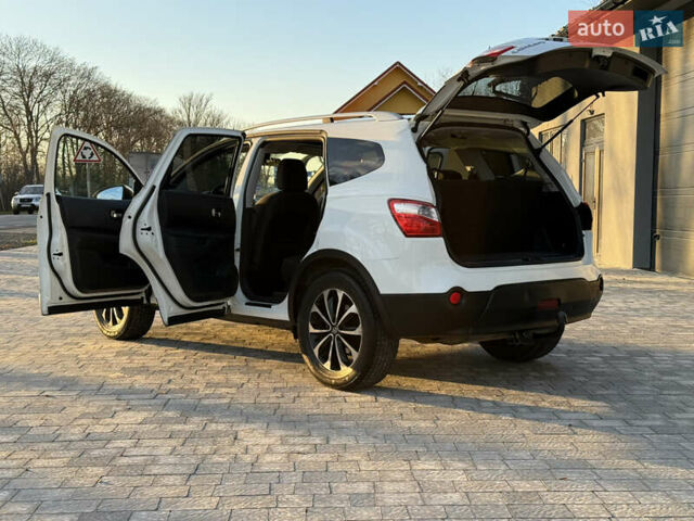 Белый Ниссан Кашкай 2, объемом двигателя 1.46 л и пробегом 204 тыс. км за 9650 $, фото 29 на Automoto.ua