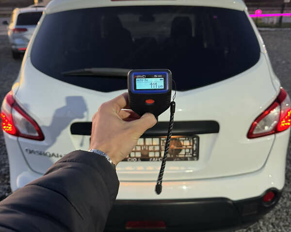 Белый Ниссан Кашкай 2, объемом двигателя 2 л и пробегом 208 тыс. км за 11800 $, фото 26 на Automoto.ua