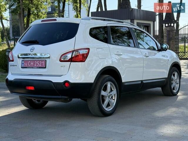 Білий Ніссан Кашкай 2, об'ємом двигуна 2 л та пробігом 215 тис. км за 12500 $, фото 19 на Automoto.ua