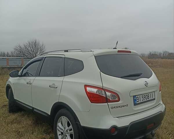 Белый Ниссан Кашкай 2, объемом двигателя 2 л и пробегом 118 тыс. км за 12500 $, фото 10 на Automoto.ua