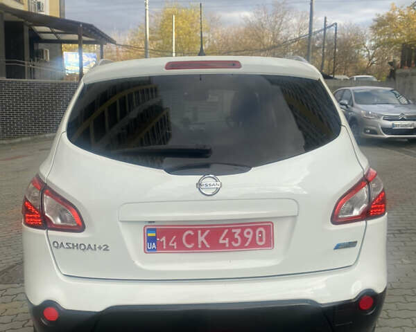 Белый Ниссан Кашкай 2, объемом двигателя 1.6 л и пробегом 198 тыс. км за 10999 $, фото 7 на Automoto.ua