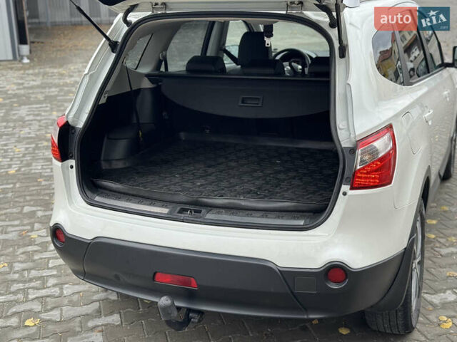 Ниссан Кашкай 2 2013 в Ровно на Automoto.ua Белый Ниссан Кашкай 2, объемом двигателя 1.6 л и пробегом 213 тыс. км за 12800 $, фото 29 на Automoto.ua